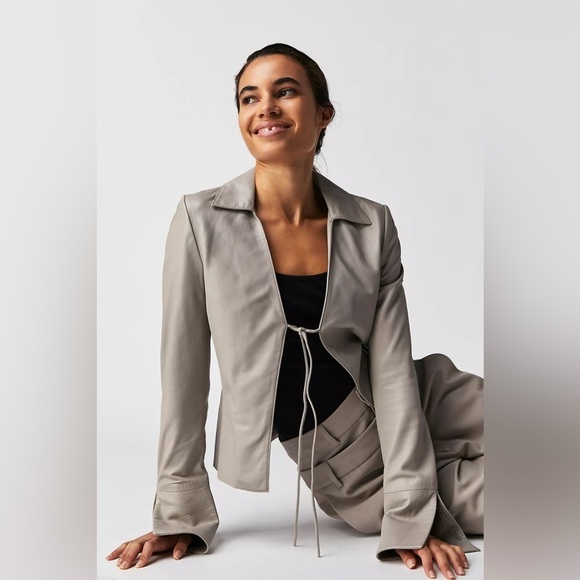 NWT Lamarque Natasha Top